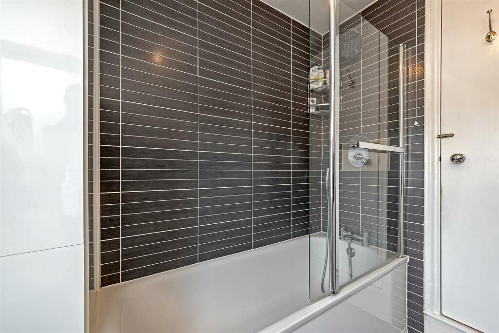 Additional property image - West View Road, St Albans