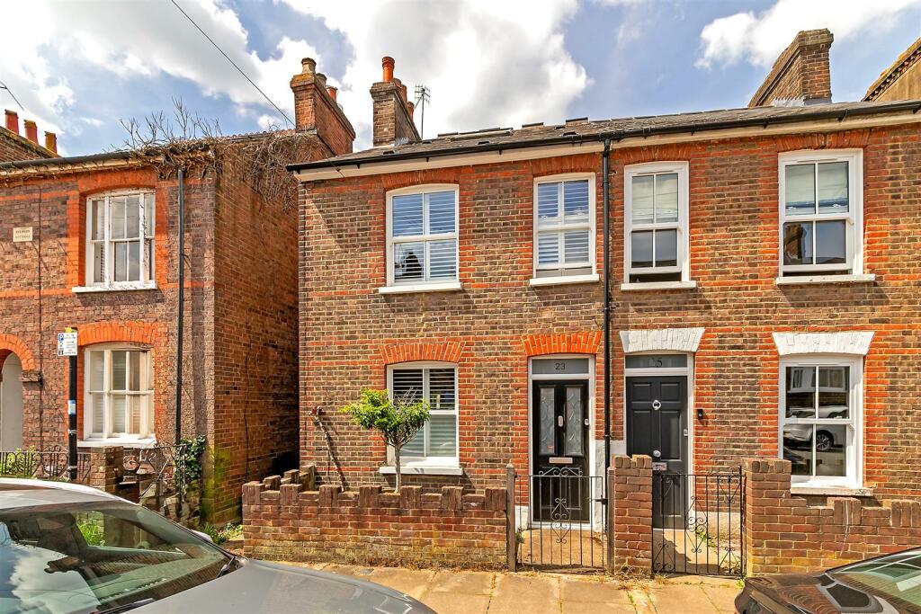 Main image of property: West View Road, St Albans