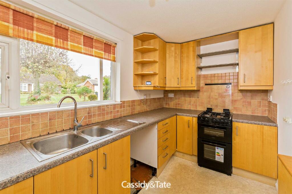 Additional property image - Stanton Close, Jersey Farm, St Albans