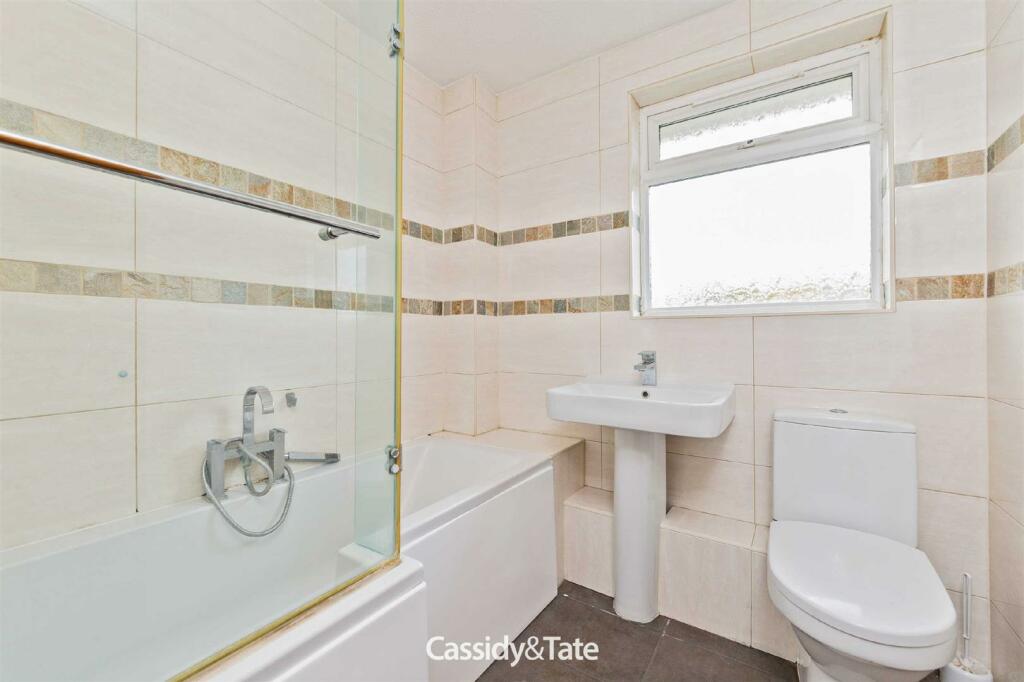Additional property image - Stanton Close, Jersey Farm, St Albans