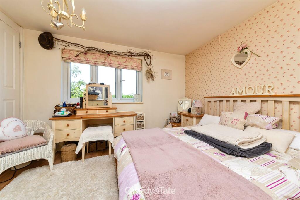 Additional property image - Noke Lane, St. Albans