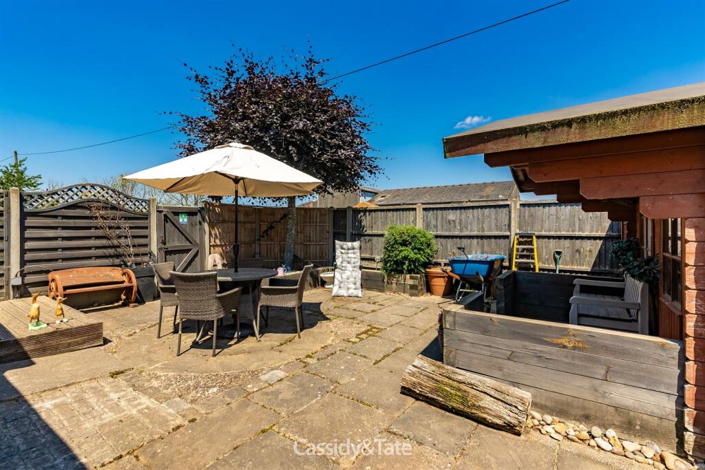 Additional property image - Noke Lane, St. Albans