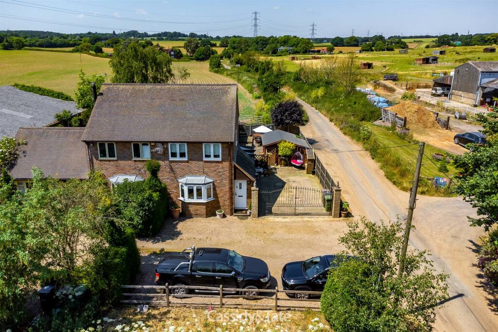 Additional property image - Noke Lane, St. Albans