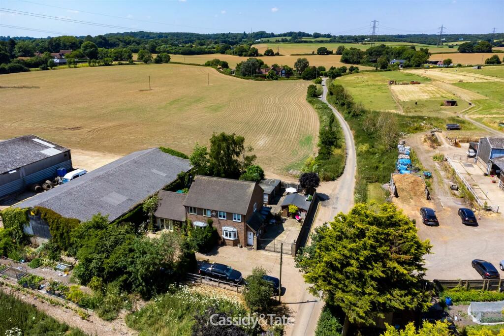 Additional property image - Noke Lane, St. Albans