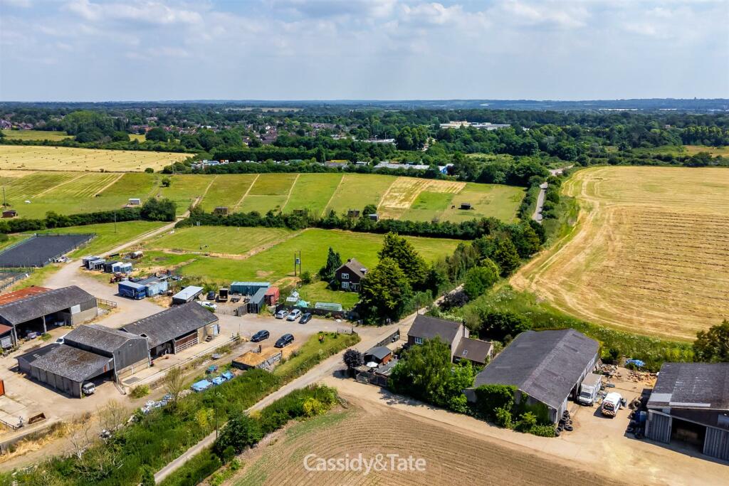 Additional property image - Noke Lane, St. Albans