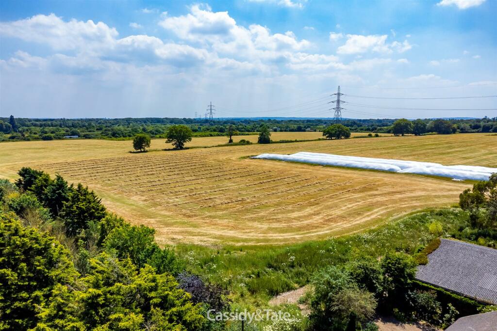 Additional property image - Noke Lane, St. Albans