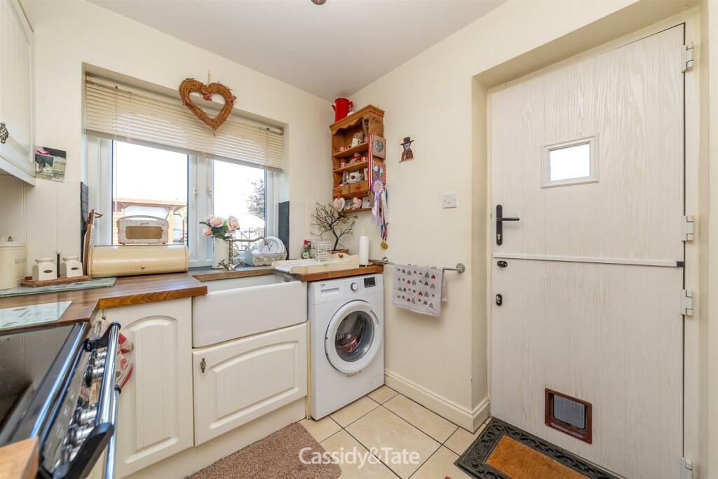Additional property image - Noke Lane, St. Albans
