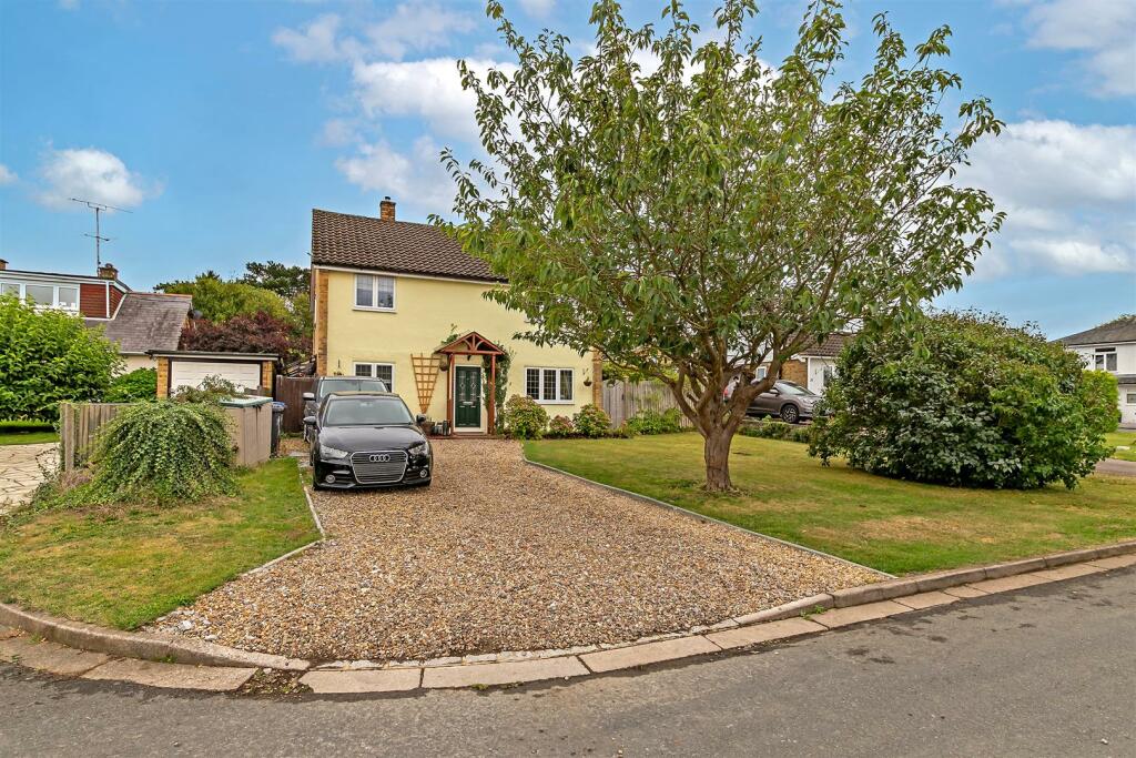 Main image of property: Roe Green Close, Hatfield