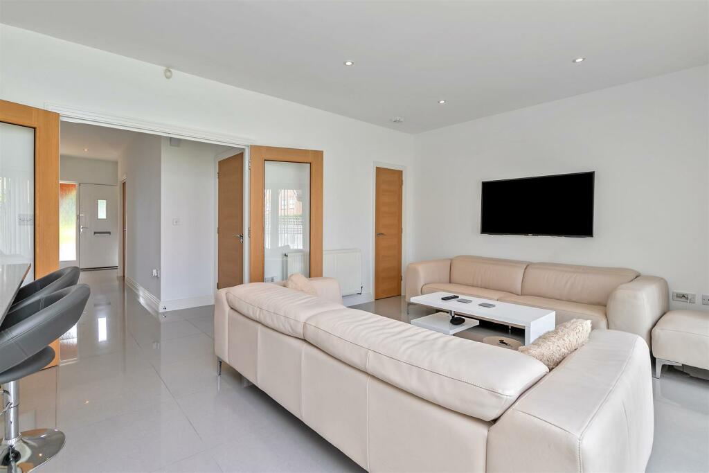 Additional property image - The Green, Kings Park, St. Albans