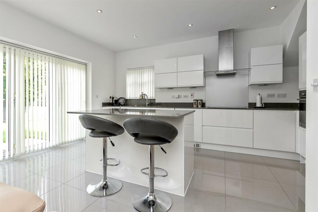 Additional property image - The Green, Kings Park, St. Albans