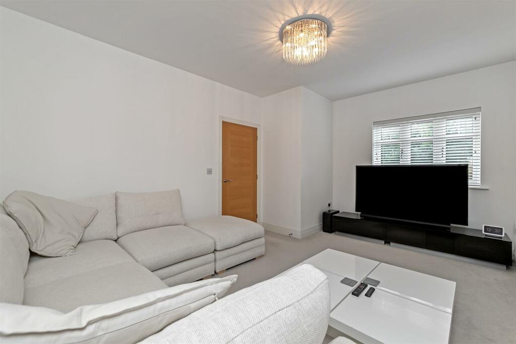Additional property image - The Green, Kings Park, St. Albans