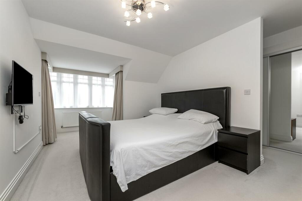 Additional property image - The Green, Kings Park, St. Albans