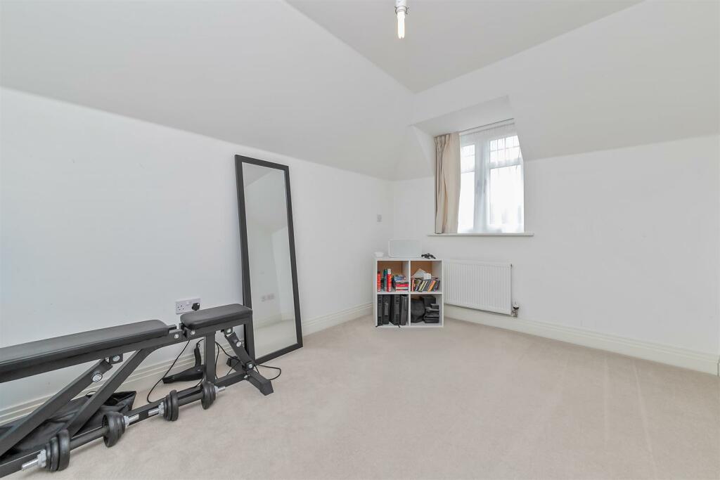 Additional property image - The Green, Kings Park, St. Albans