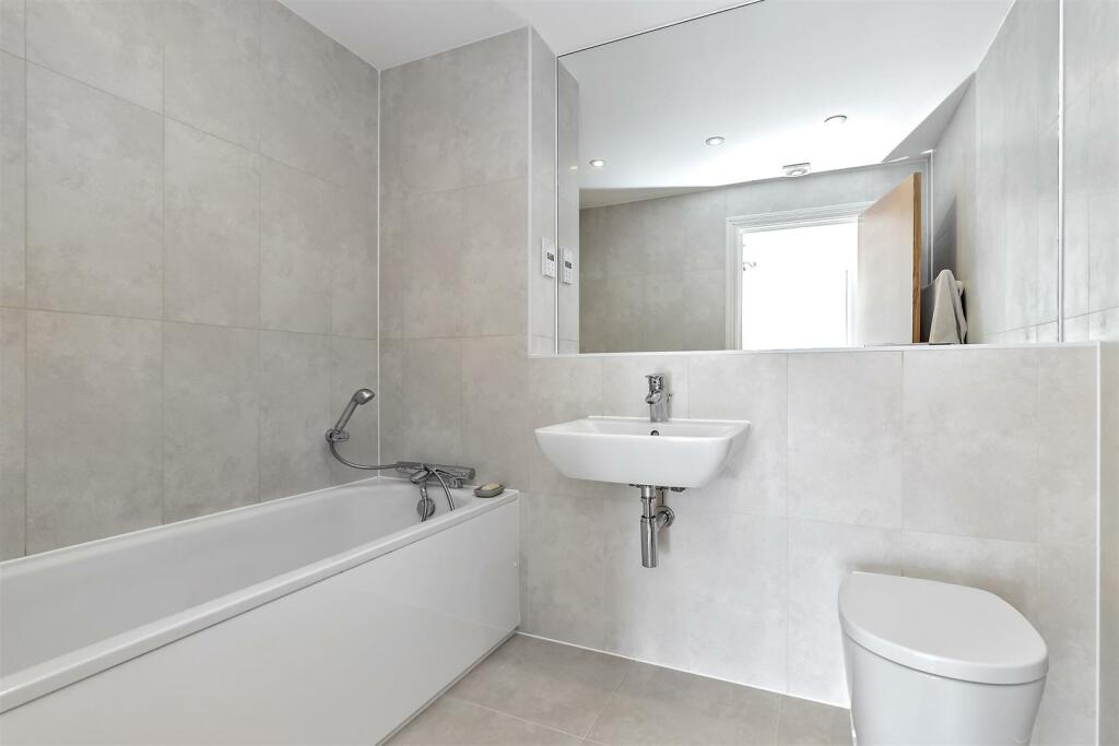 Additional property image - The Green, Kings Park, St. Albans