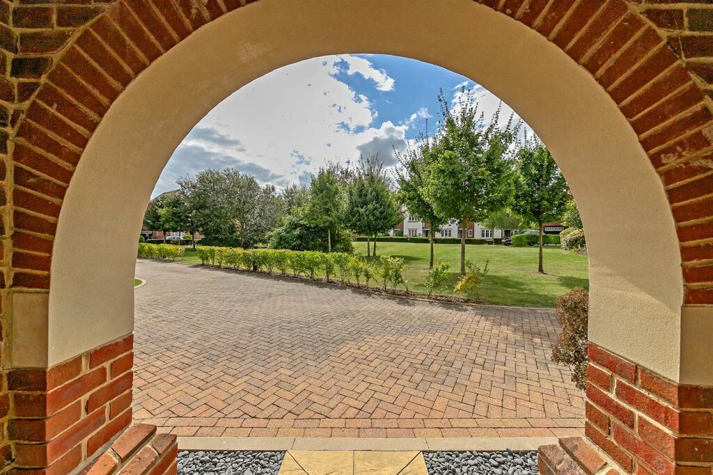Additional property image - The Green, Kings Park, St. Albans