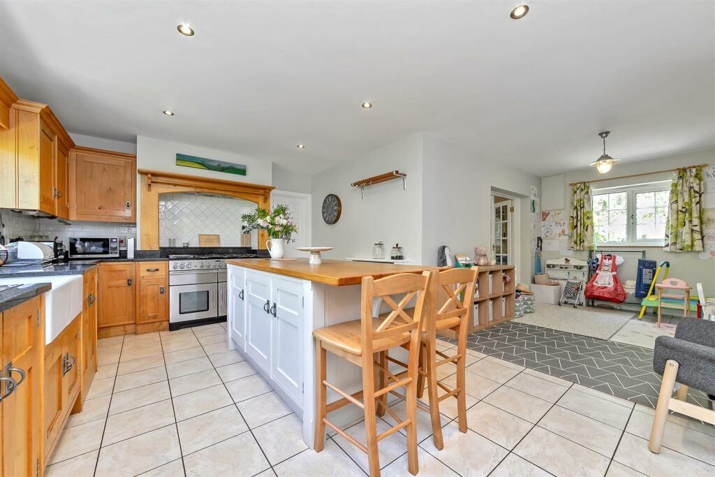 Additional property image - The Park, St. Albans