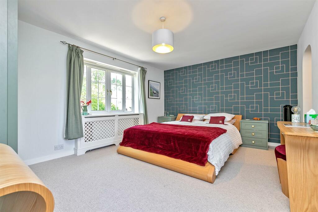 Additional property image - The Park, St. Albans