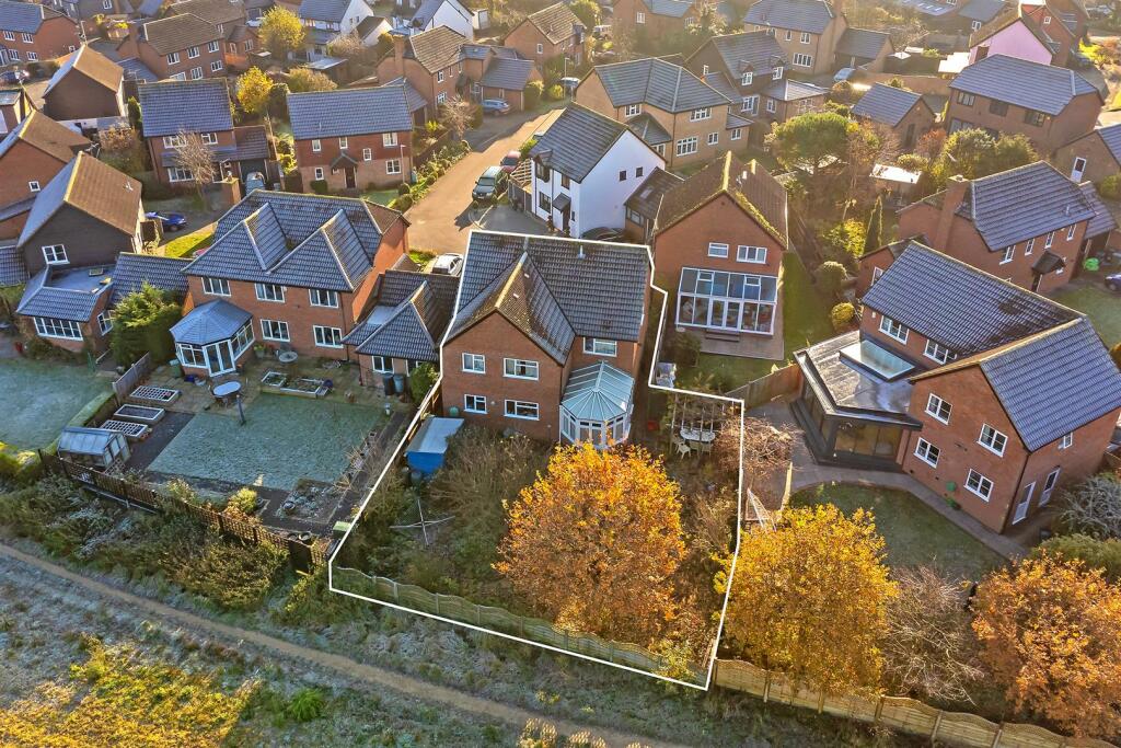 Additional property image - Pollicott Close, St. Albans