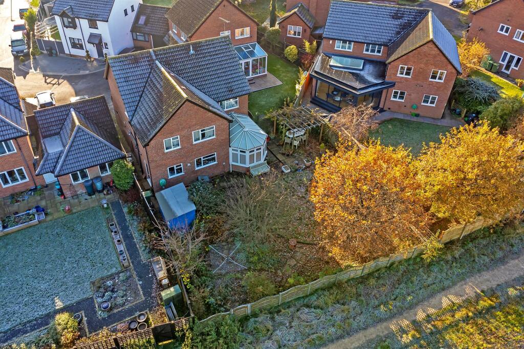 Additional property image - Pollicott Close, St. Albans