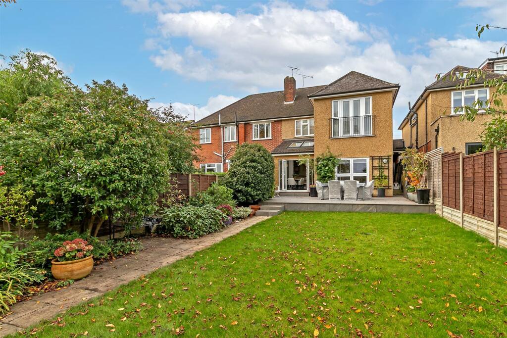 Additional property image - Longacres, St. Albans
