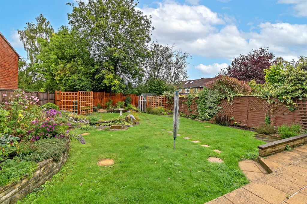 Additional property image - Springwood Walk, St. Albans