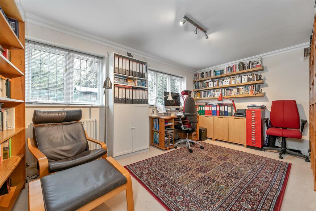 Additional property image - Kay Walk, St. Albans
