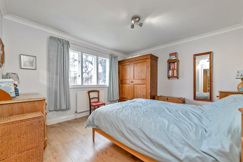 Additional property image - Kay Walk, St. Albans