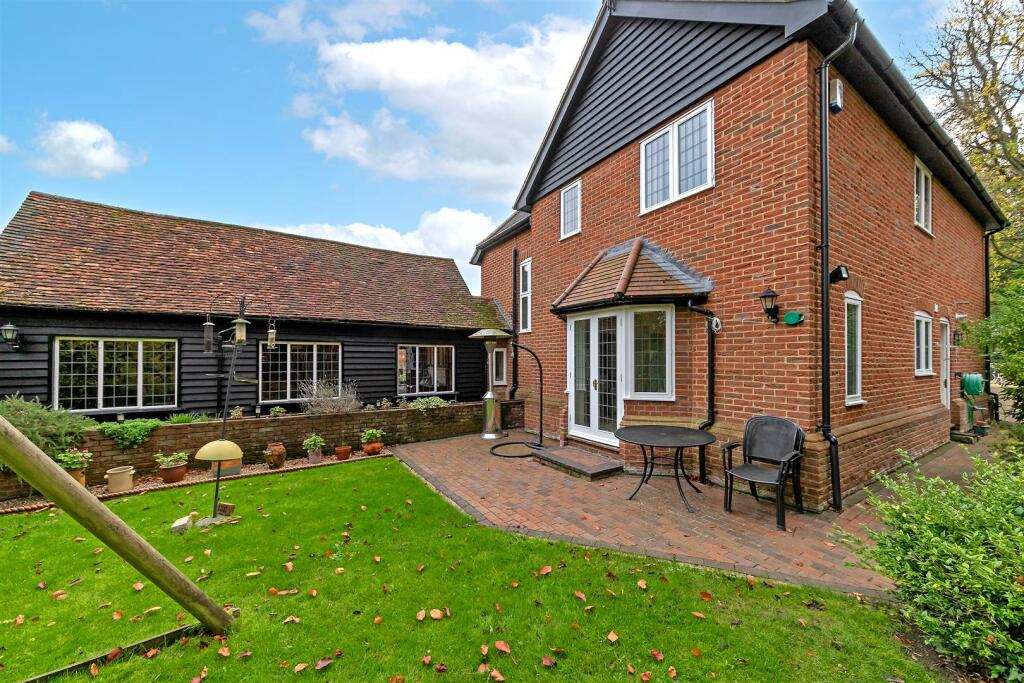 Additional property image - Kay Walk, St. Albans