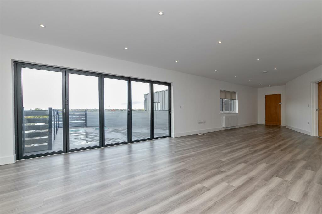 Additional property image - Ashley Road, St. Albans