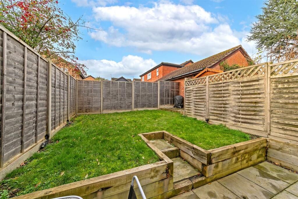 Additional property image - Beverley Gardens, St. Albans