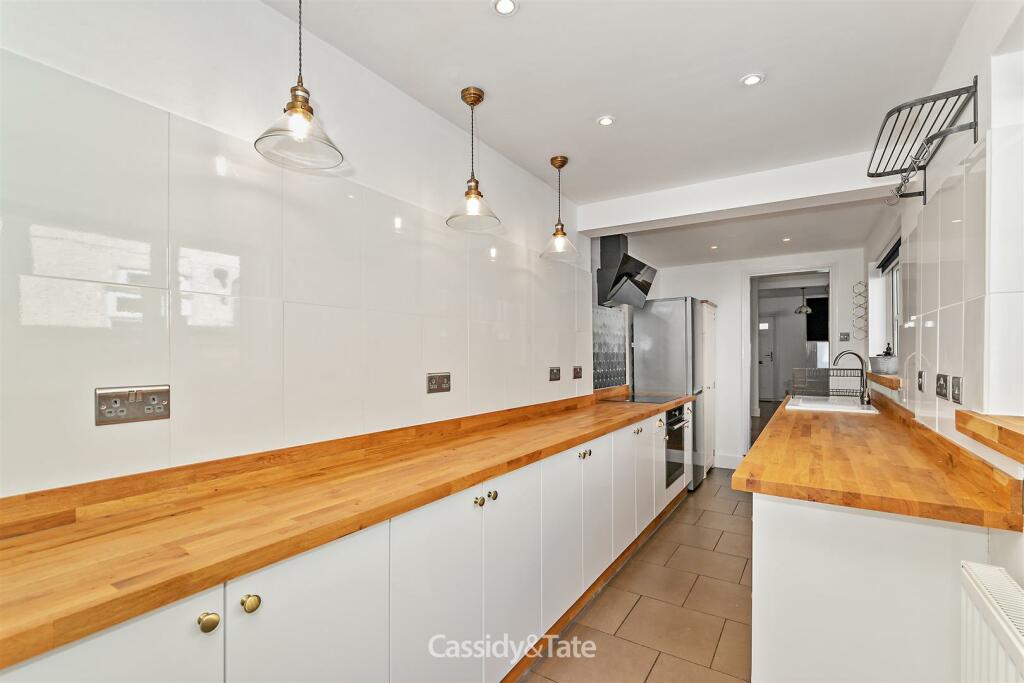 Additional property image - Arthur Road, St Albans