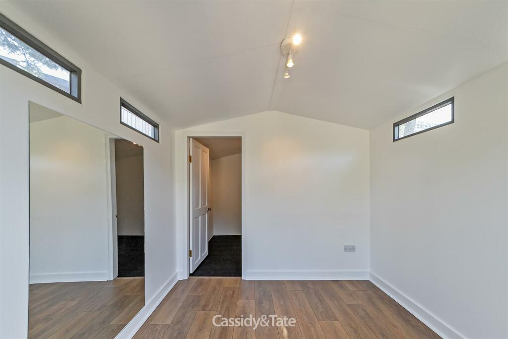 Additional property image - Arthur Road, St Albans