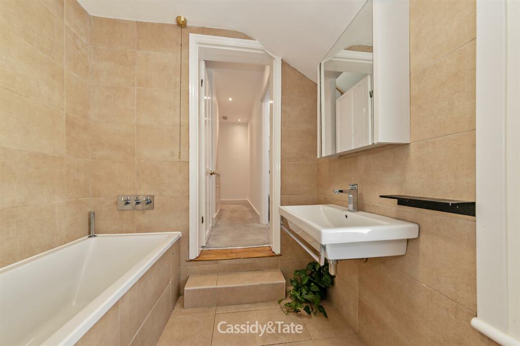 Additional property image - Arthur Road, St Albans