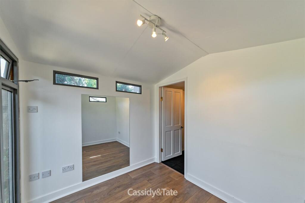 Additional property image - Arthur Road, St Albans