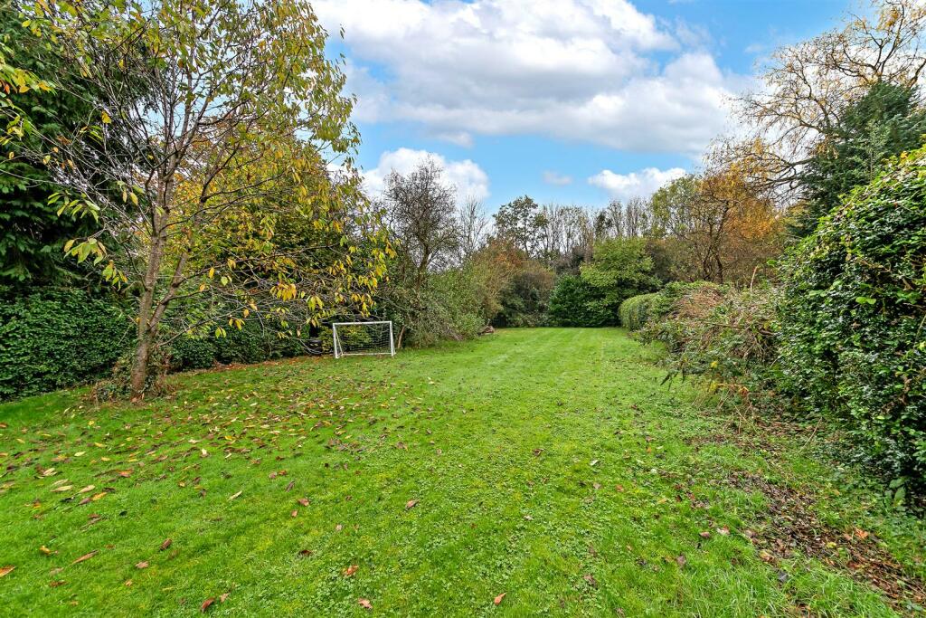 Additional property image - St. Albans Road, Sandridge, St. Albans