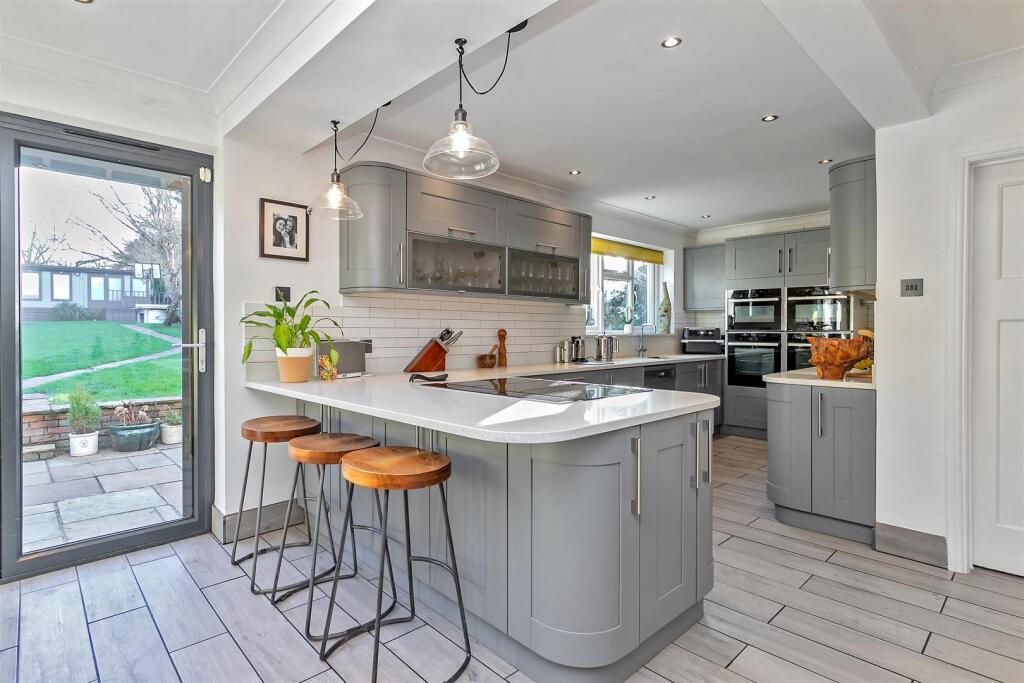 Additional property image - Sandridge, St Albans