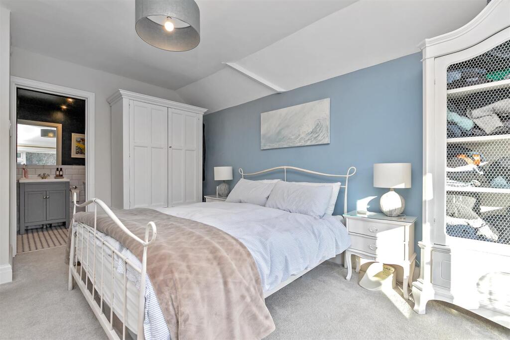 Additional property image - Sandridge, St Albans