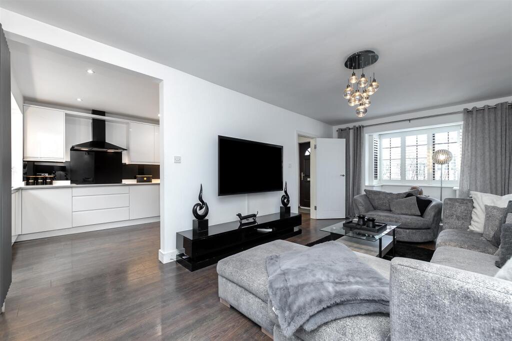 Additional property image - High Street, Sandridge, St. Albans