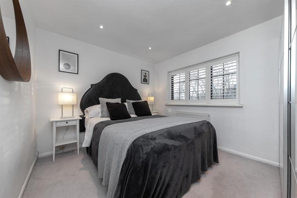Additional property image - High Street, Sandridge, St. Albans