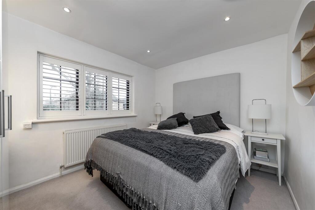 Additional property image - High Street, Sandridge, St. Albans