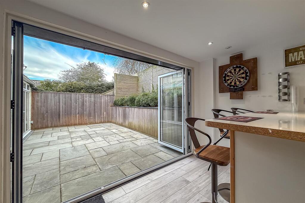 Additional property image - High Street, Sandridge, St. Albans