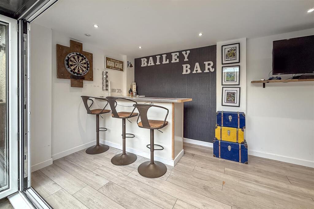 Additional property image - High Street, Sandridge, St. Albans
