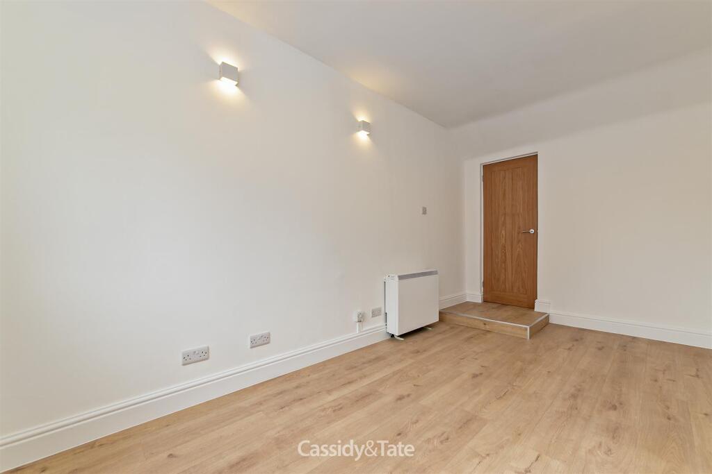 Additional property image - Victoria Road, Harpenden