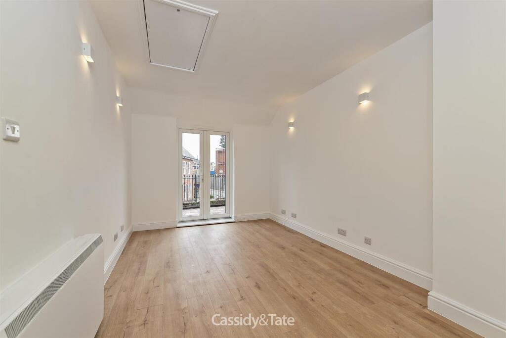 Additional property image - Victoria Road, Harpenden