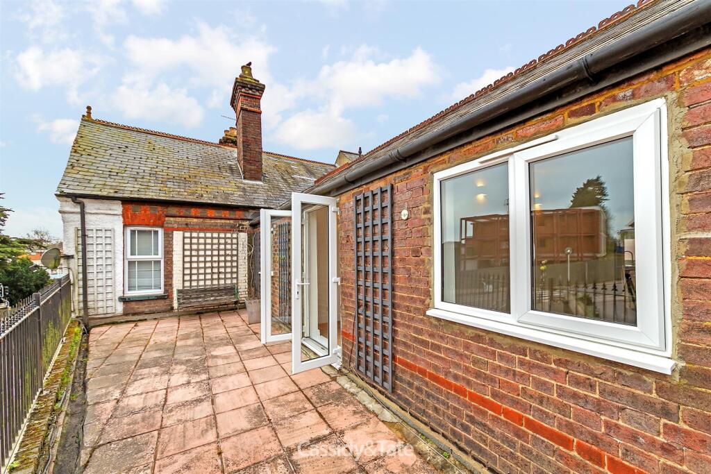 Additional property image - Victoria Road, Harpenden