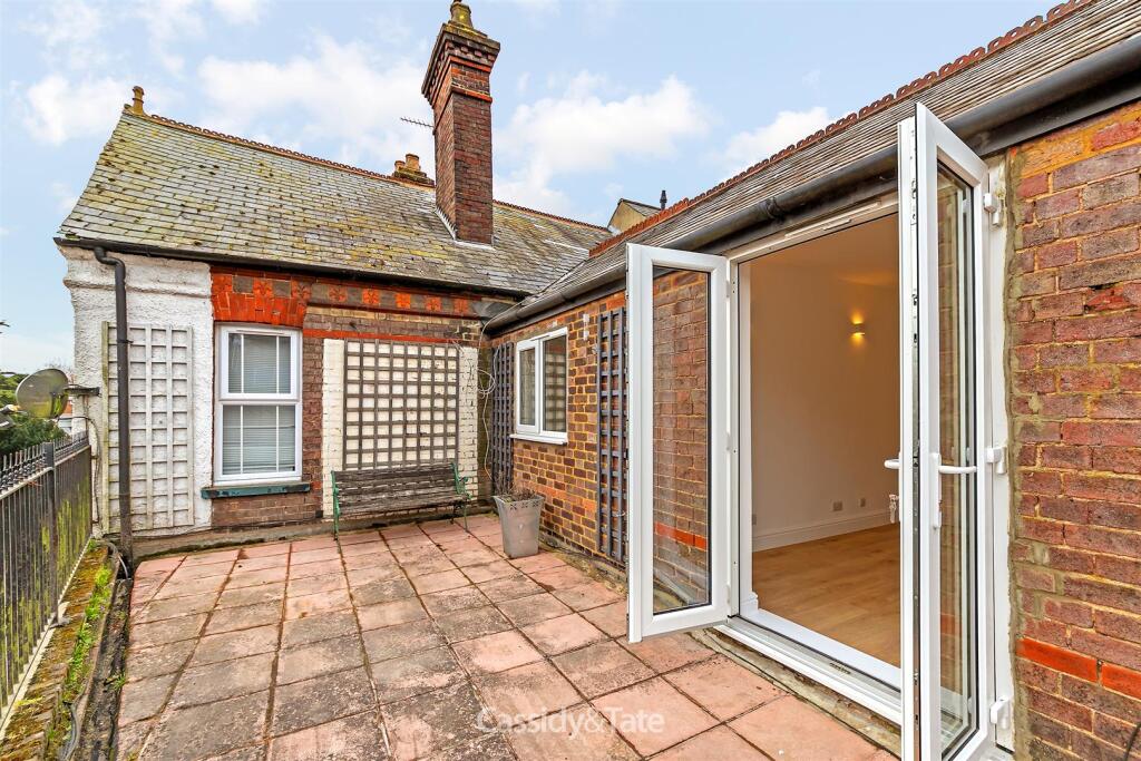 Additional property image - Victoria Road, Harpenden