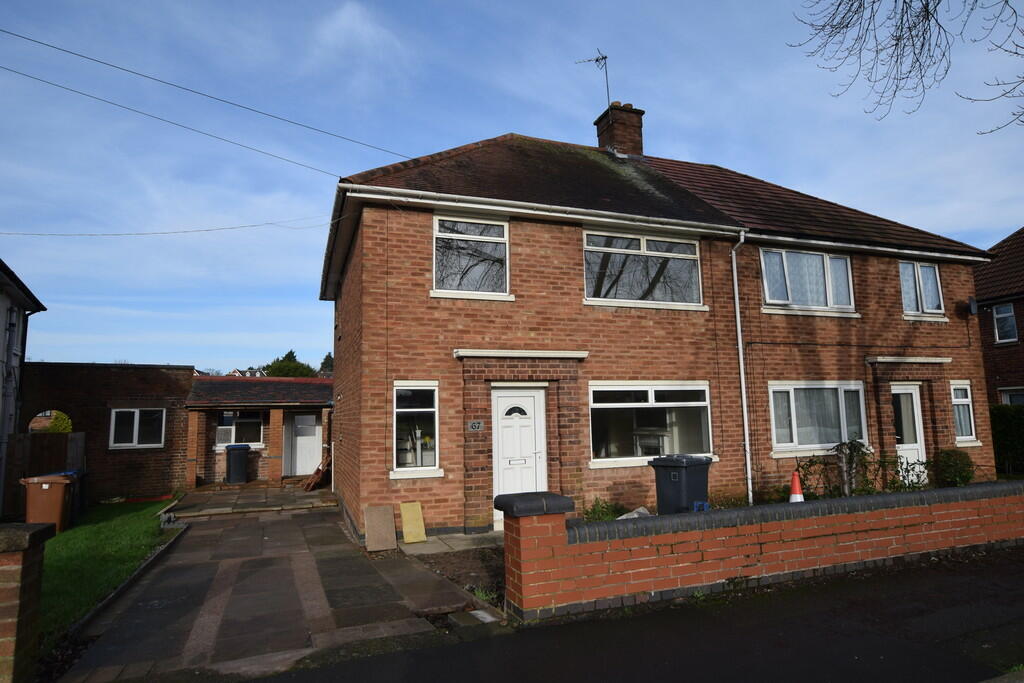 3 bedroom semidetached house for sale in Brookside , Burbage, LE10