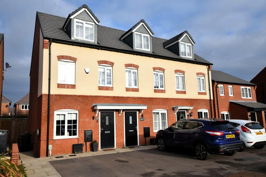 3 bedroom end of terrace house for sale in Caesar Drive , Nuneaton , CV11