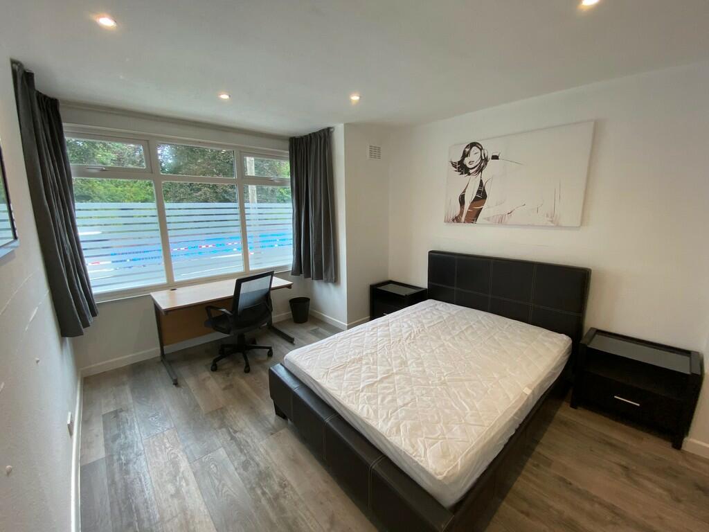 Additional property image - London Road