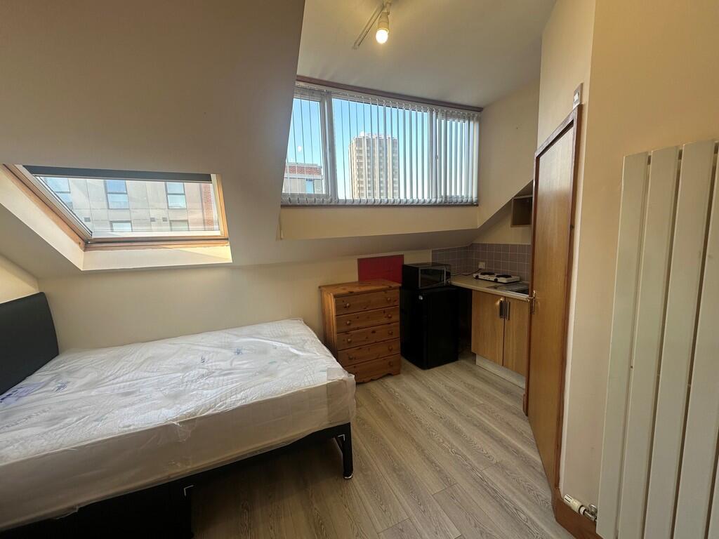 Main image of property: Queens Road, Studio 16, Coventry